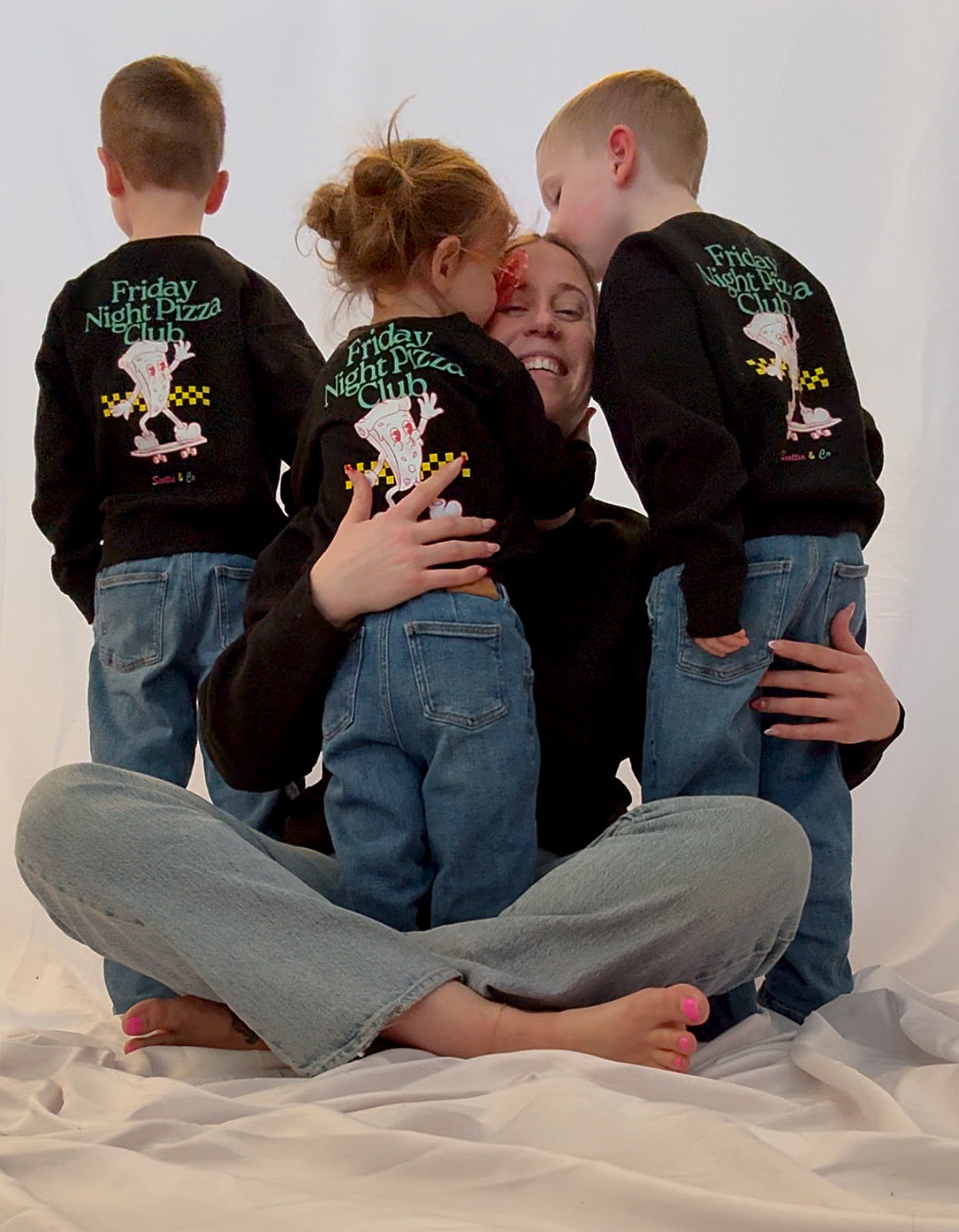 Friday Night Pizza Club - Black | Adult Signature Crew